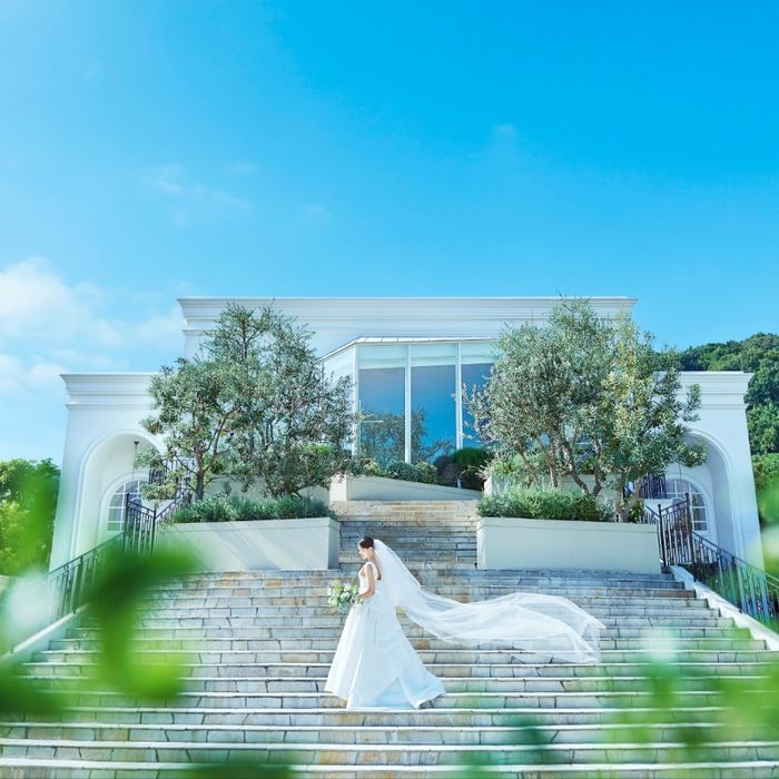 【平日イチオシ花嫁体験】憧れ大階段×絶景挙式体験＆ドレス優待