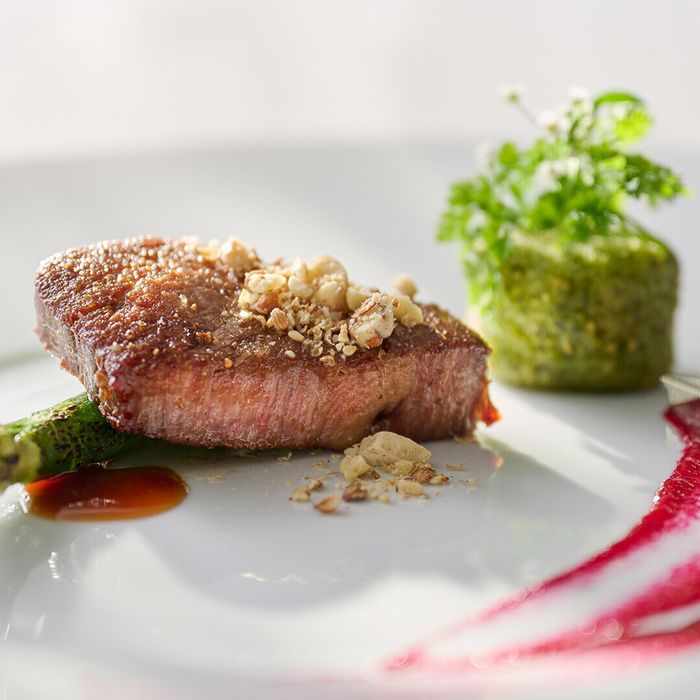 平日もお得《料理＆挙式など★豪華特典付》熊本を感じる和牛ロース贅沢試食★花嫁に人気JUNOドレス試着