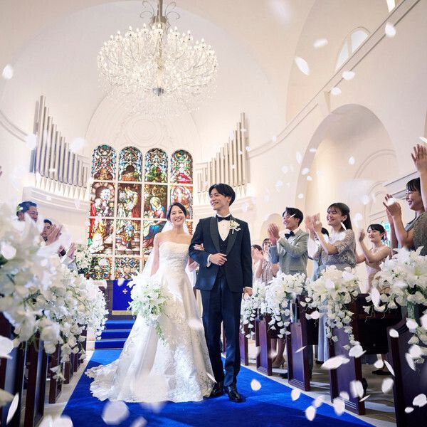 【月曜日SP*大聖堂挙式体験ツアー】絶品試食＆憧れ*ドレス試着