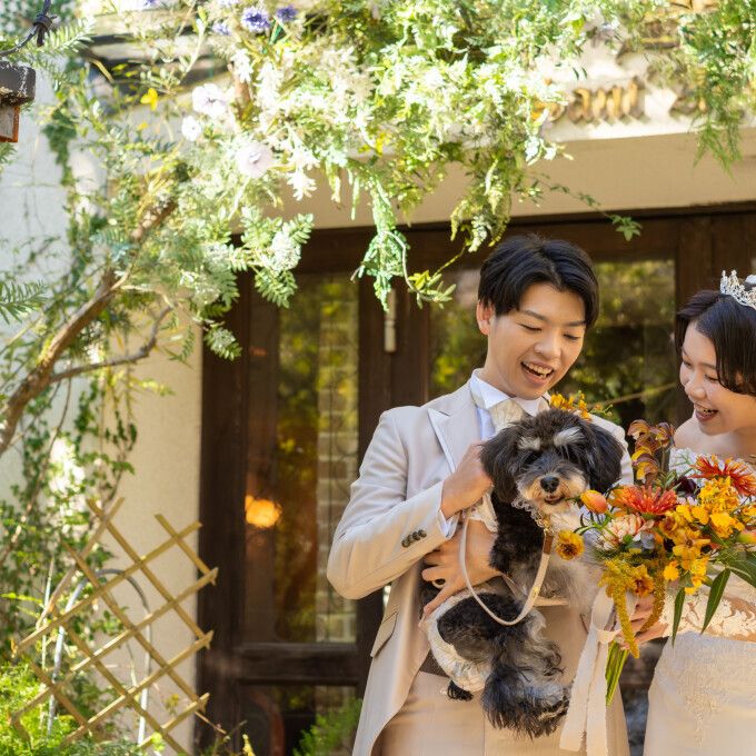 ＼わんこと一緒に見学！わんこの試食付／緑溢れる迎賓館のデザイナーズ体験と2万円分豪華試食&アンティーク感動挙式体験*最大100万円のBIG特典付