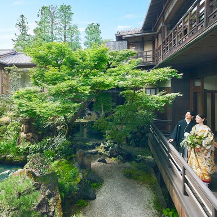 神社希望の人気NO.1【八坂神社式優待】国宝神社×中村楼で1日1組貸切和婚を体験×和牛や京野菜の2万円試食