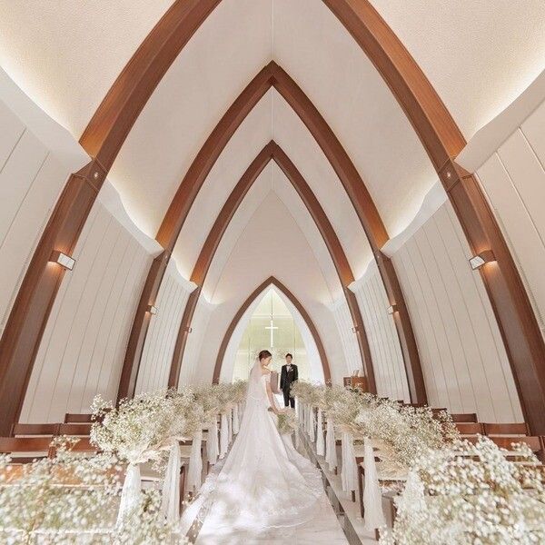 ＜プレ花嫁◎宿泊券付＞ブランドドレス試着×2つのチャペル体験