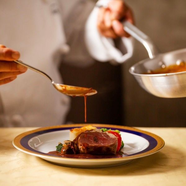 【料理重視必見】黒毛和牛&フォアグラ試食×演出体験×ギフト付