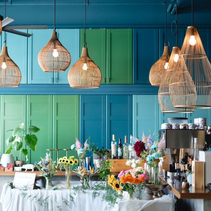 【週末オンライン相談会】約1時間｜見積りと空き状況含むリアルウェディング紹介