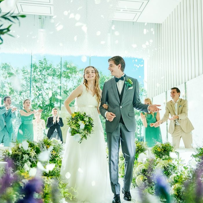 【15大特典×全組ドレス無料】豪華130万円特典付き*スペシャリテ前菜＆国産牛のロティ試食×緑と光のクリスタルチャペルの入場体験 ♪