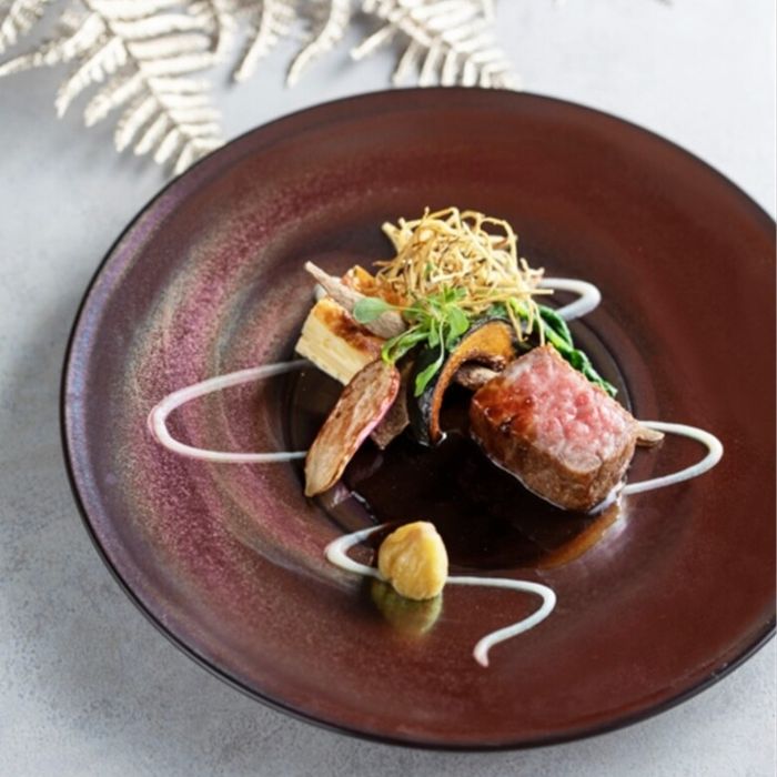 【料理特典×130万優待】緑溢れる教会×三ツ星おもてなし試食×大人花嫁の相談会~平日もBIGフェア!初見学でウエディングドレス30万円無料など最大130万円の特典付き~上品に、シンプルな結婚式を叶えて