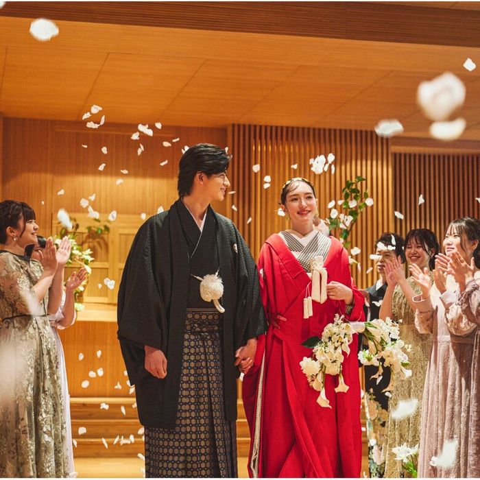 【自然光差し込む和婚式】縁結びの神殿×広大な庭園見学◆試食付