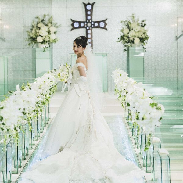 《衣装重視の方へ》憧れドレス試着◆衣装20万円特典付き相談会