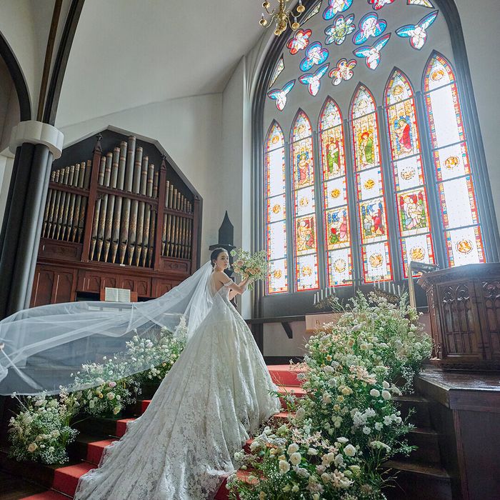 ▲残1席【祝日限定★JUNOドレス46.2万円特典＆試着体験】黒毛牛コース贅沢試食×大聖堂見学