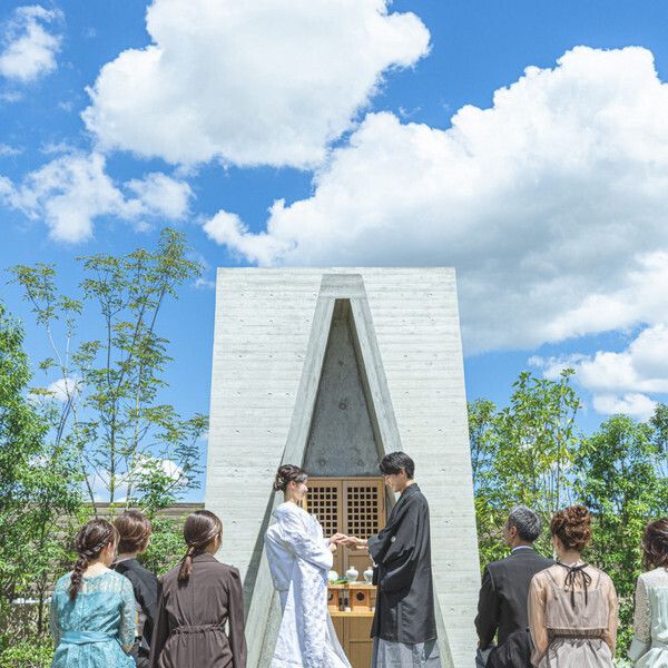 ＼木曜日限定／緑と光のプライベート空間×３つの選べる挙式体験