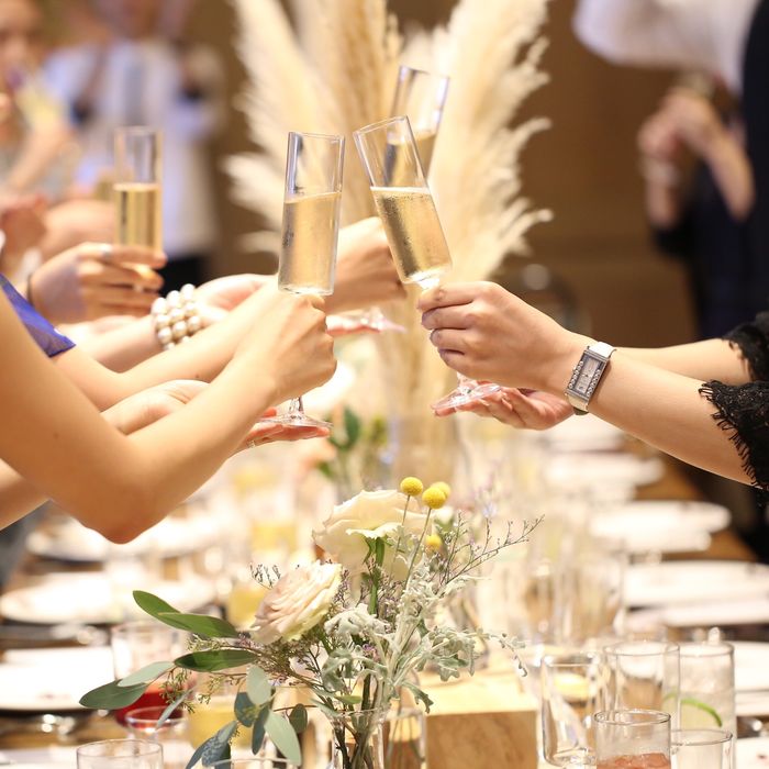 momonaさんの披露宴・挙式カバー写真