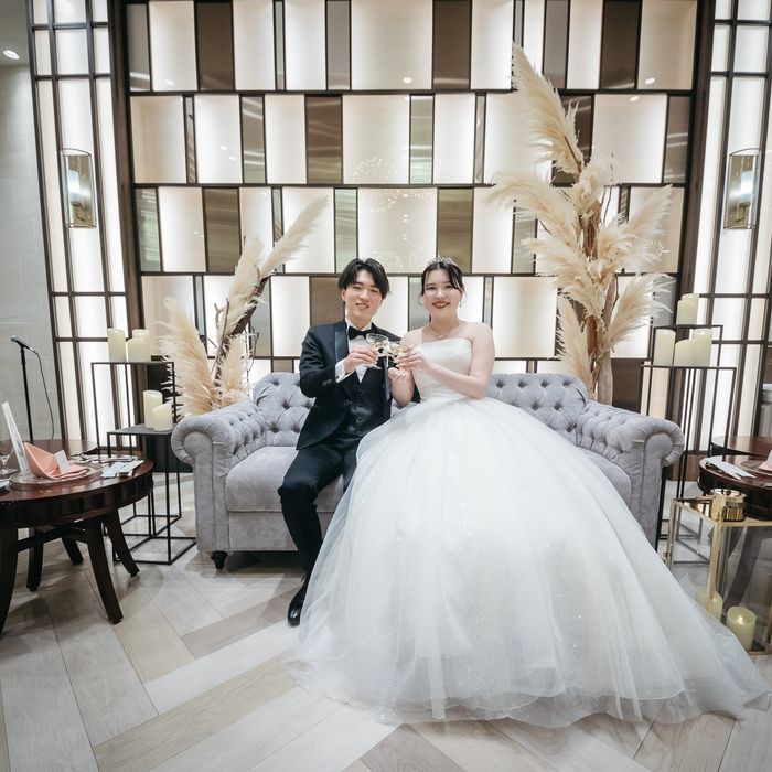 mo._.weddingさんの披露宴・挙式カバー写真
