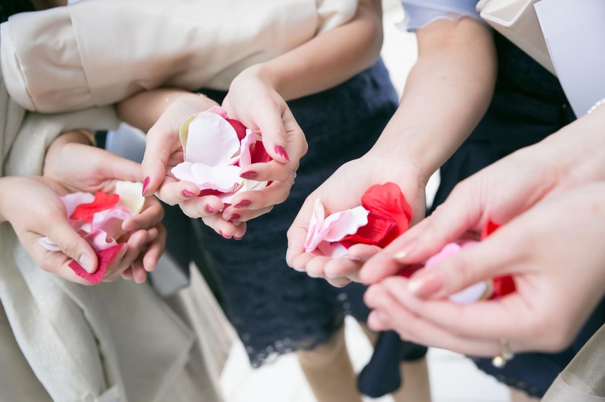 フラワーシャワー