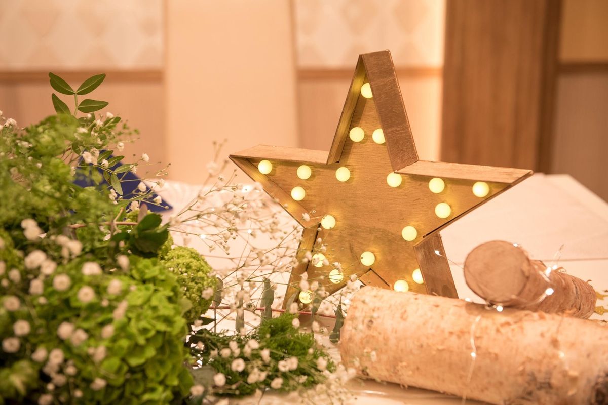 【クリスマス婚】ゲストも喜ぶ♡装飾アイテム15選 | ウェディングニュース
