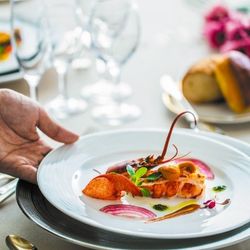【来館特典1万円×料理&代表スイーツ豪華2大試食】10大特典