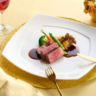 8月BIG\大階段入場体験×2万相当厳選牛試食/最大170万特典付★
