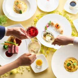 8月BIG★170万優待特典付★/天高18m陽光チャペル&厳選牛試食