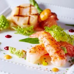 会場イチオシ【卒花絶賛◎】15大特典×4品試食×人気パーティー演出体感♪