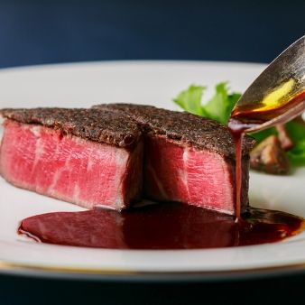 【初見学におすすめ】海を望む会場と美食を体験◇憧れのホテルW