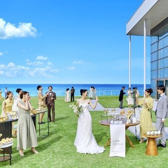 \ガーデン&大階段/光溢れるチャペル入場体験×フレンチ試食