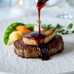 【ゲストも絶賛!】牛フィレ×オマール×フォアグラ無料試食