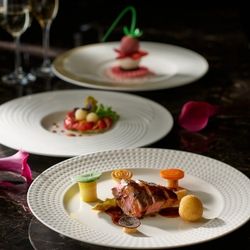 会場イチオシ月1PREMIUM*伝統和牛・ダブルコンソメ試食*AM特典付