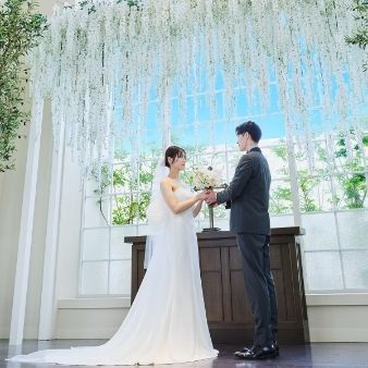 【1件目がお得!最大100万】憧れチャペル×ドレス見学*豪華試食