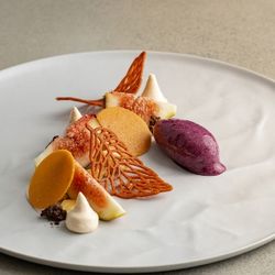 【会話が弾む秘訣】当館ゲスト人気No.1メニュー試食×衣裳特典