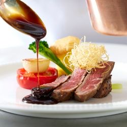 \初見学も安心/シェフ実演プレミアム試食&眺望◎感動挙式体験