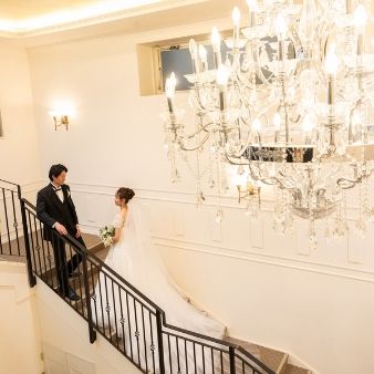 《駅徒歩3分×1組貸切》白亜チャペル&ガーデン体験&贅沢試食