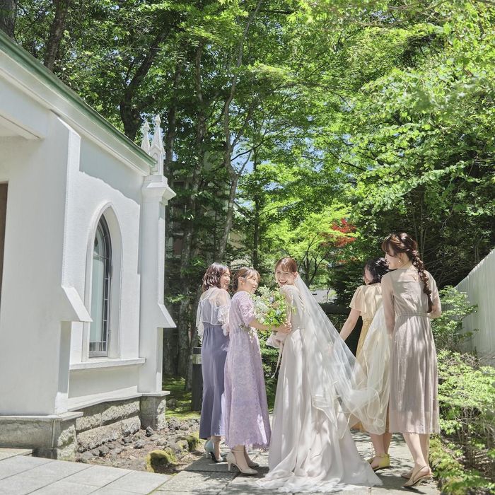 SP\交通費1万優待&スタバ3千円ギフト/森の挙式*美食フレンチ