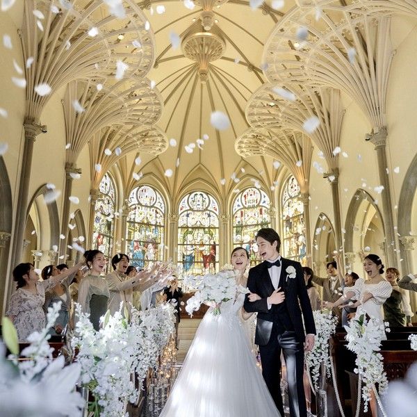 WeddingNews限定*BIGフェア★【1件目来館で2泊3日宿泊&ペア食事券&ドレス2着プレゼント】\最大120万円優待/光と緑のチャペル&和牛×フォアグラ×3万円相当コース試食《人気NO.1★憧れのホテルW》
