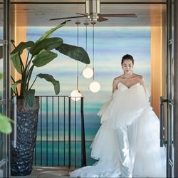 連休限定《最大155万特典》自然美*感動チャペル&全館見学×ミシュラン特選牛試食《1件目の見学限定!デザイナーズチャペル挙式料15万&最旬揃うインポートドレス40万プレゼント♪》