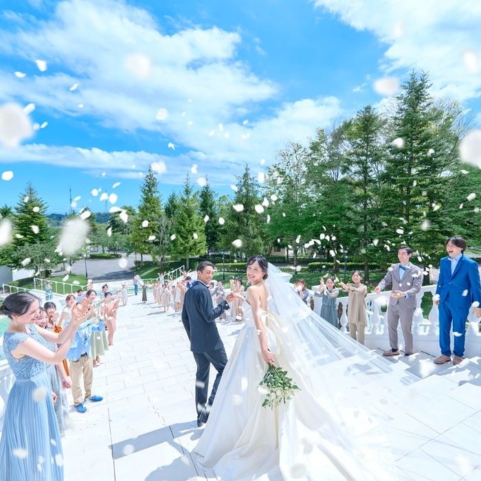 \支持率No1/3つの貸切迎賓館を見学×挙式体験×4万試食!