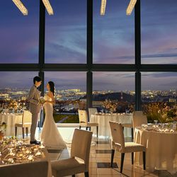 5組限定★ZonaITALIA古田台店お食事券1万円|【お盆限定*】送迎付き【黒毛和牛6品試食】絶景リゾートW&貸切邸宅*160万特典