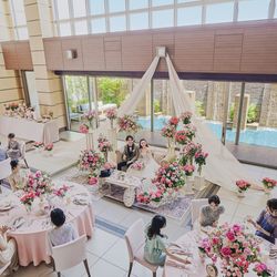 《迷わず金曜&1件目見学》全館貸切◎白亜の大聖堂*憧れガーデン付き会場見学ツアー!3万円コース贅沢試食