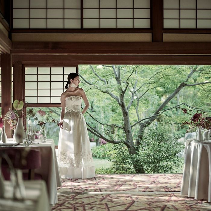 祝日限定【当館人気No1】国産牛の贅沢試食×緑地に佇む文化財の全館見学&おもてなし体験