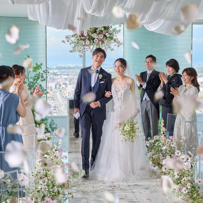 【*最推し*MAX140万円特典】感動の絶景チャペル×安心の見積相談