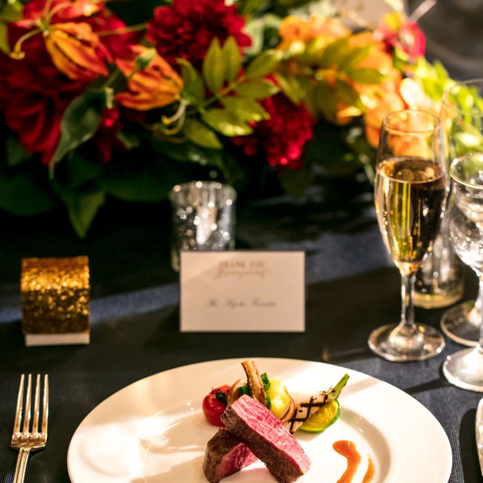 金曜プレミア*何も決まってなくてもOK★気軽に会場見学×豪華コース試食