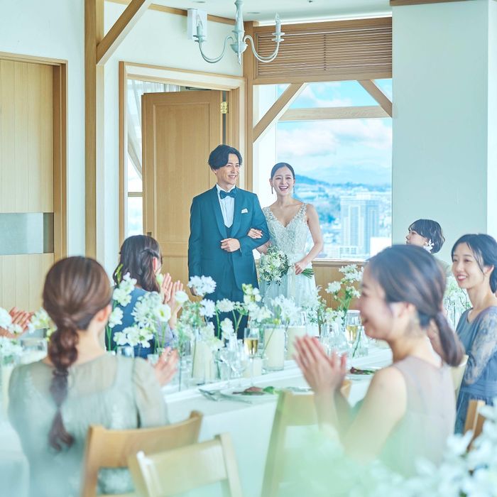 《結婚式をもっと楽しく》1組貸切でふたりらしく*最大100万特典