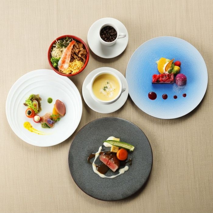 《迷ったらコレ》5品試食×チャペル&神殿&ガーデン見学×相談