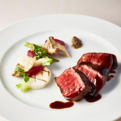 【連休初日に秋の味覚を試食】黒毛和牛4万円*貸切邸宅を全館見学*最大125万優待付