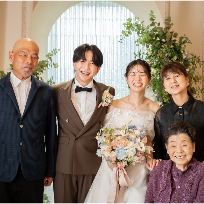 【集合写真プレゼント】家族に「ありがとう」を届ける少人数結婚式相談会