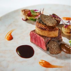 連休BIG【最大150万特典付】三ツ星シェフ監修*国産牛×豪華4万試食