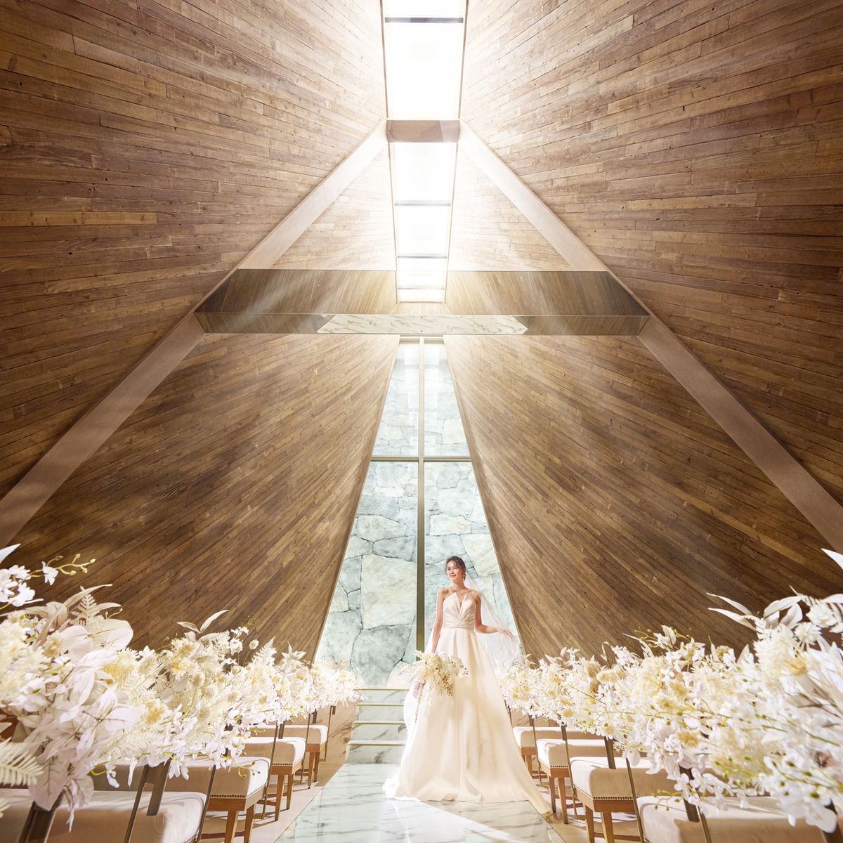 アーフェリーク白金の公式写真1枚目