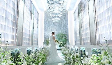 【26年12月-27年3月】<30名108万/40名127万>ホワイトチャペルキャンドル挙式&写真&美容&ドレス2着など込々プラン