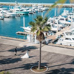 【憧れリゾート挙式】海・空広がるチャペル×貸切邸宅×絶品試食