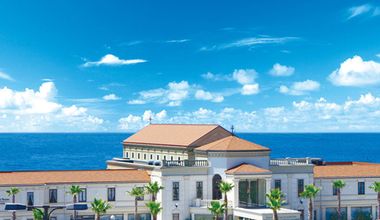 【充実プラン/27年6~8月】3300坪に広がる非日常の絶景リゾート《最大60万円ご優待!》