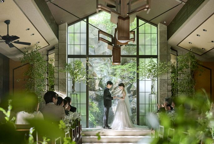 THE FUJIYA GOHONJIN(藤屋御本陳)のカバー写真