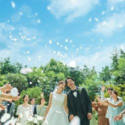 【水曜BIG】豪華コース試食付★天空ガーデン演出体験♪圧巻チャペル×ドレス優待